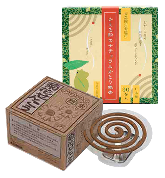 「かえる印のナチュラル蚊取り線香」／ りんねしゃ「菊花せんこう」