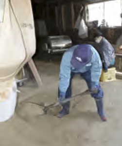 床土をつくっている様子